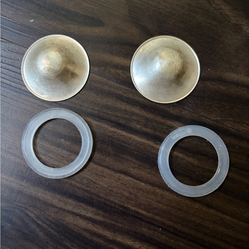 Silverette Nursing Cups with O Feel Ring, regular/small